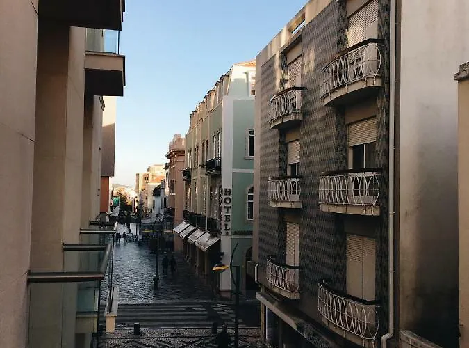 Apartment New Center 1 Min Walk Beach/river/casino!!!